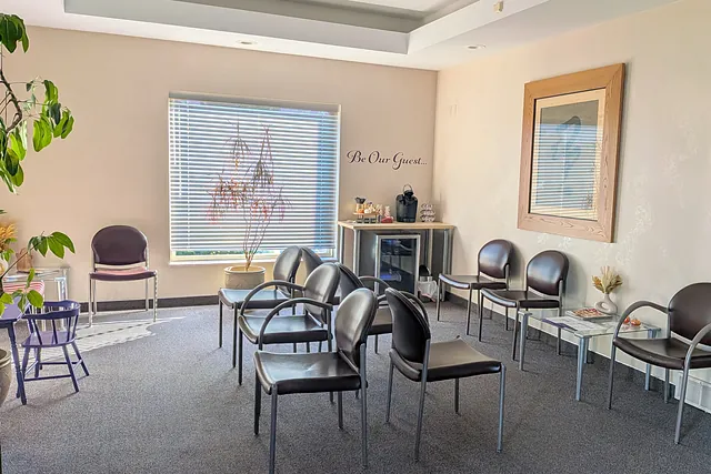Waiting room at Modern Dental Concepts in Warren, OH